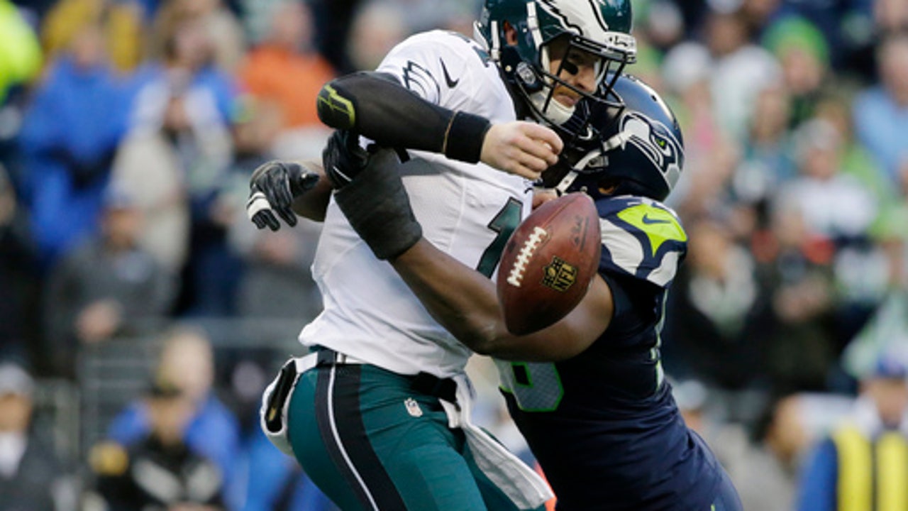 Wentz, Eagles get wakeup in 26-15 loss to Seahawks